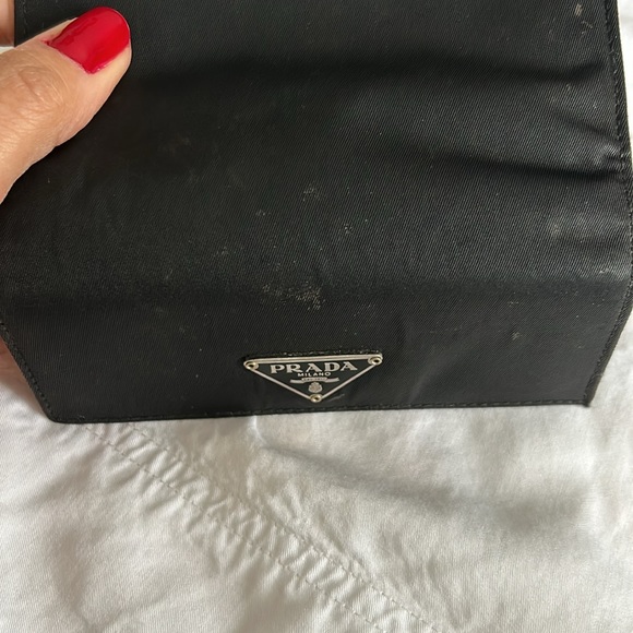 Prada Wallet - Picture 4 of 9